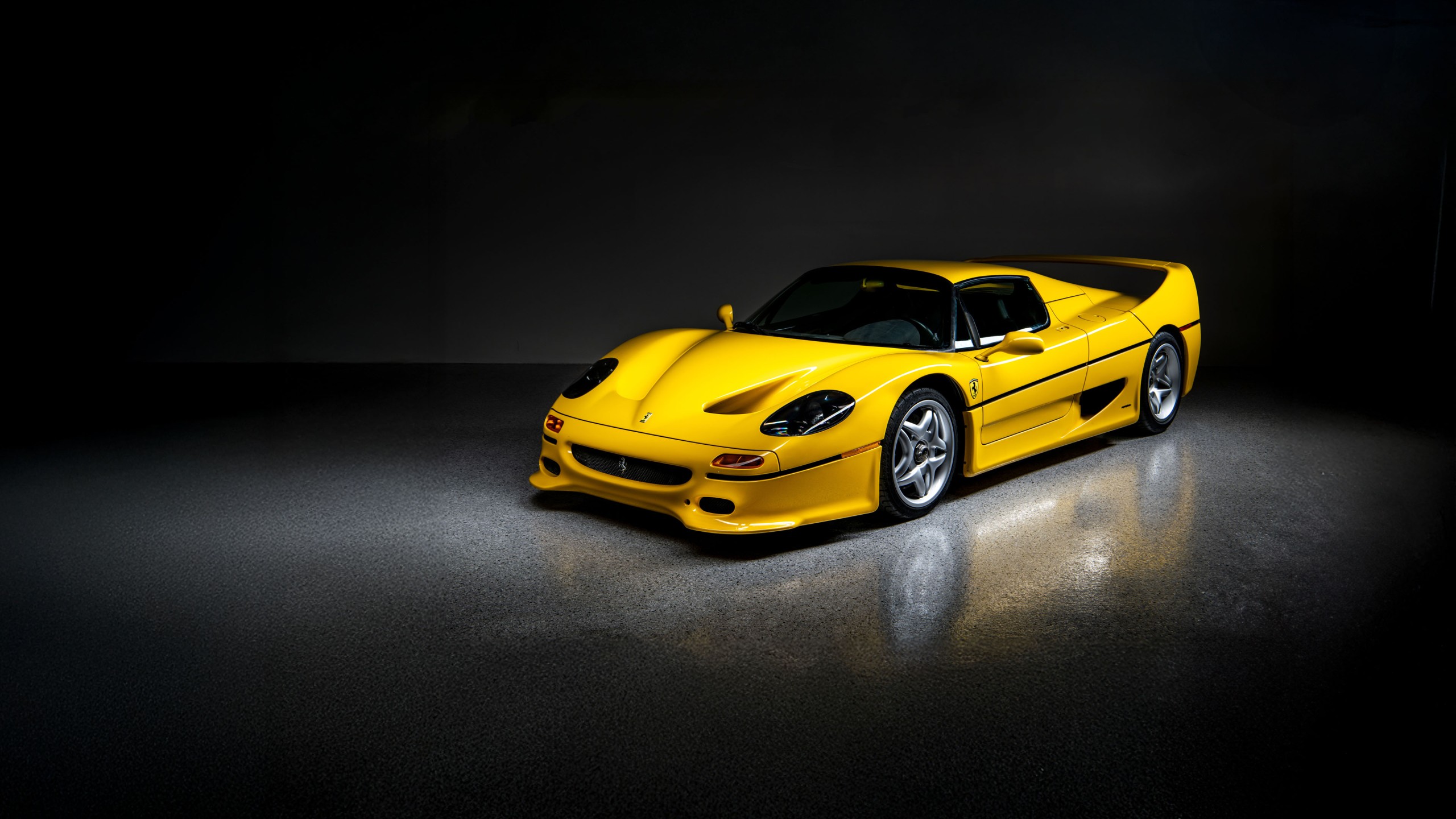 Color paint protection film on Ferrari F50